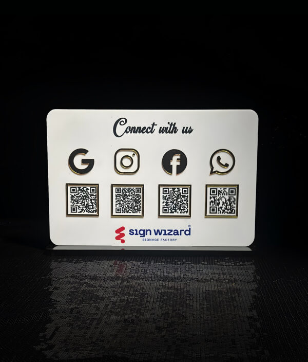 QR Stand (4 QR)